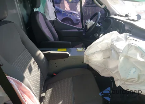 2023 Ford Transit-250 z USA, uszkodzony, nr VIN 1FTBR2Y81PKA34984